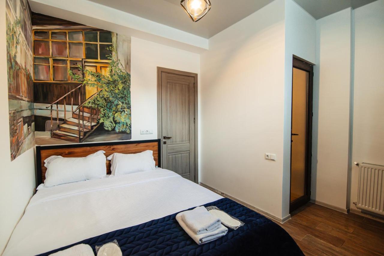 Hotel Boutique George ティビリシ エクステリア 写真